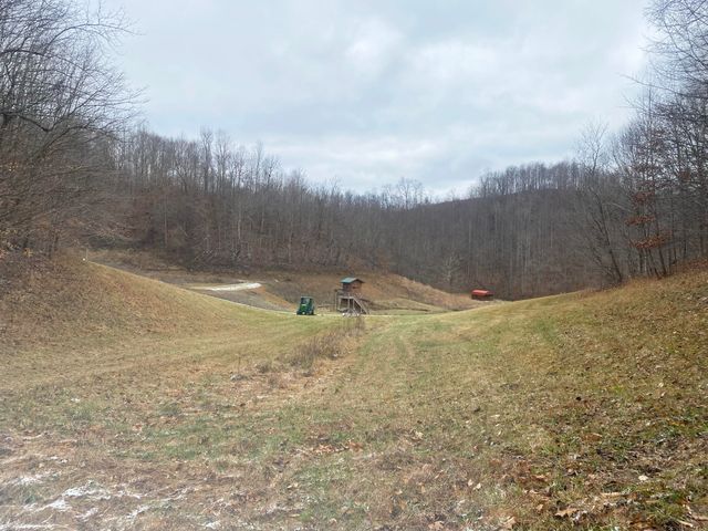 360 Sunset View Lane, Tyner, KY 40486