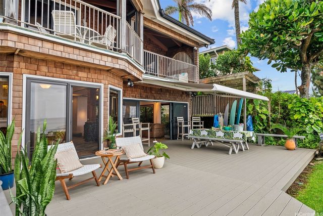 59-377 Ke Nui Road, Haleiwa, HI 96712