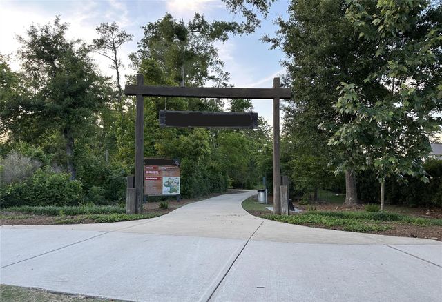 226 Skybranch Court, Conroe, TX 77304