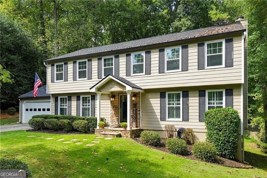345 High Meadow Drive, Marietta, GA 30068 — photo 2