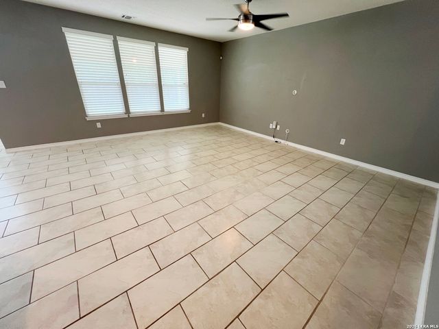 7915 Stalemate Cove, San Antonio, TX 78254