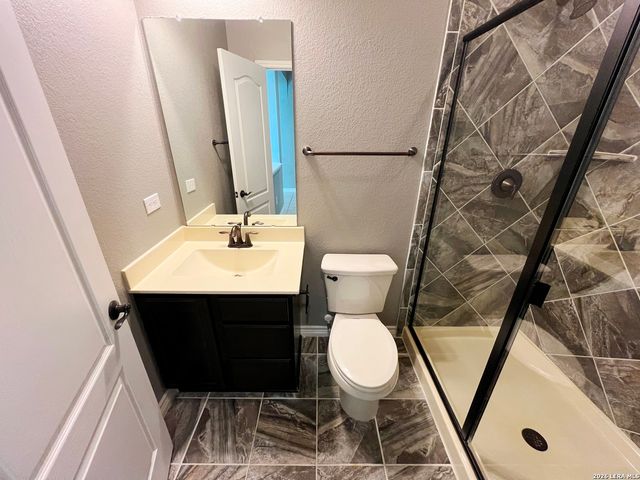 7915 Stalemate Cove, San Antonio, TX 78254