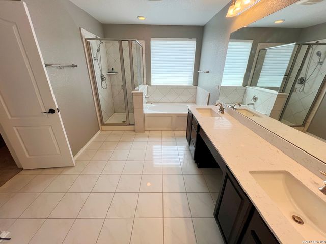 7915 Stalemate Cove, San Antonio, TX 78254