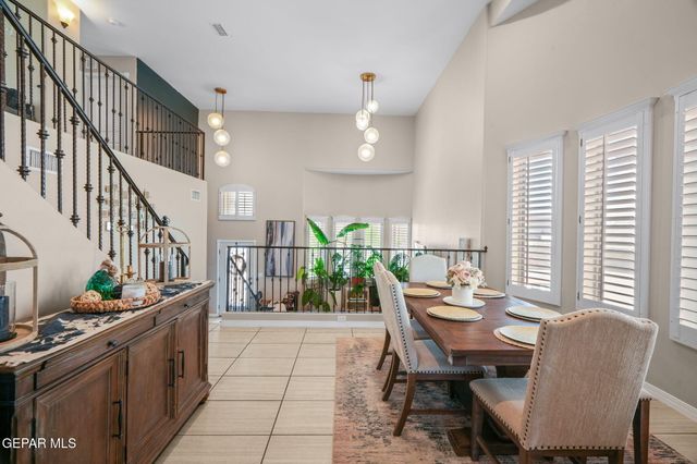 7833 ENCHANTED TRAIL Drive, El Paso, TX 79911