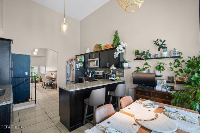 7833 ENCHANTED TRAIL Drive, El Paso, TX 79911