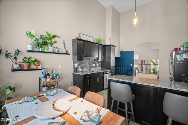 7833 ENCHANTED TRAIL Drive, El Paso, TX 79911