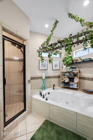 7833 ENCHANTED TRAIL Drive, El Paso, TX 79911