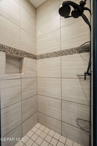 7833 ENCHANTED TRAIL Drive, El Paso, TX 79911
