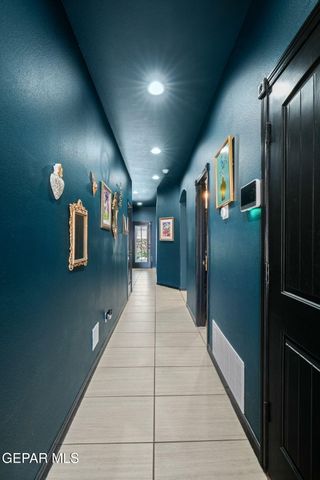 7833 ENCHANTED TRAIL Drive, El Paso, TX 79911