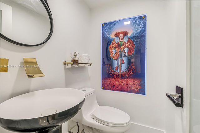 8761 SW 56th St, Miami, FL 33165