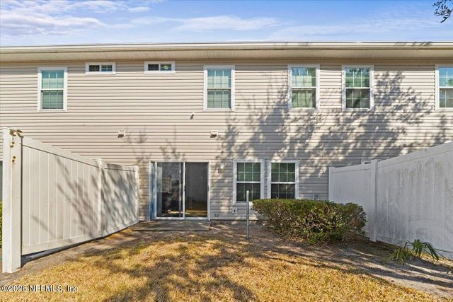 1510 BISCAYNE BAY Drive, Jacksonville, FL 32218