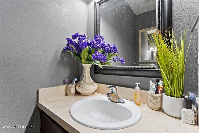 1510 BISCAYNE BAY Drive, Jacksonville, FL 32218