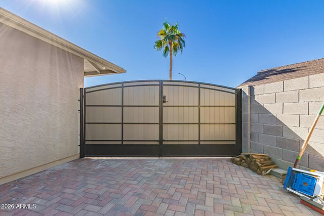 1735 N PLATINA Circle, Mesa, AZ 85205