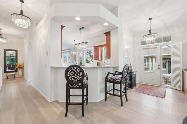 3832 Linden Drive E, Medina, MN 55340