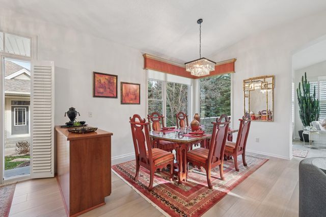 3832 Linden Drive E, Medina, MN 55340