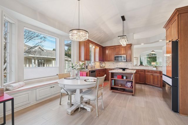 3832 Linden Drive E, Medina, MN 55340