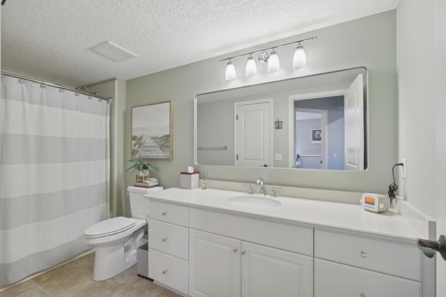 3832 Linden Drive E, Medina, MN 55340