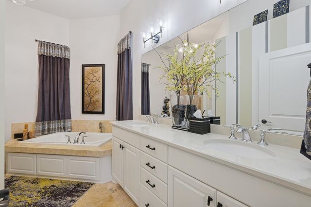 3832 Linden Drive E, Medina, MN 55340