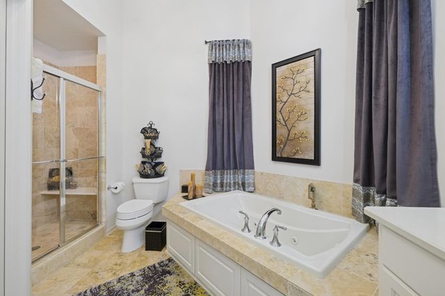 3832 Linden Drive E, Medina, MN 55340