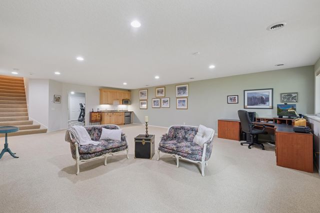 3832 Linden Drive E, Medina, MN 55340