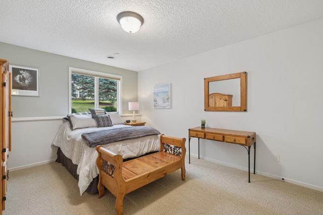 3832 Linden Drive E, Medina, MN 55340