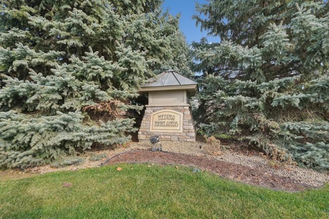 3832 Linden Drive E, Medina, MN 55340