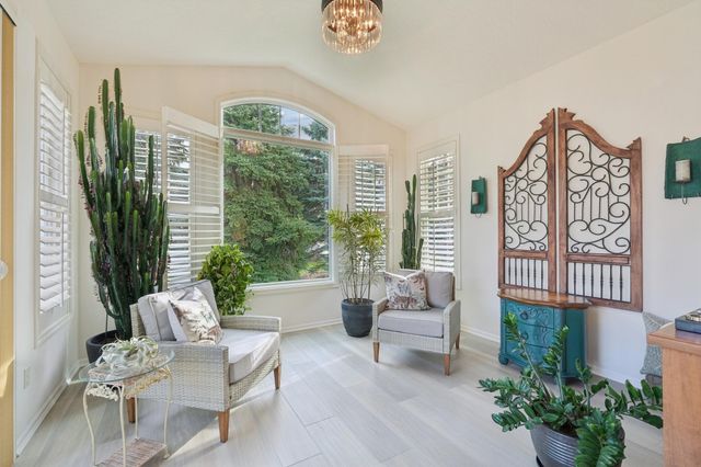 3832 Linden Drive E, Medina, MN 55340