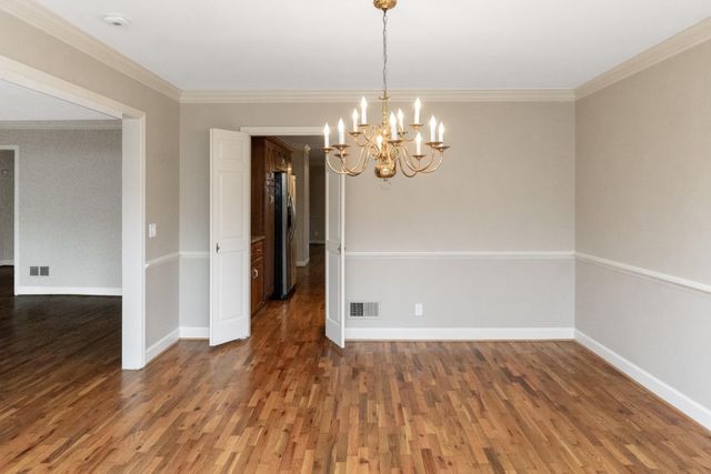 302 Brookwood Lane, La Fayette, GA 30728