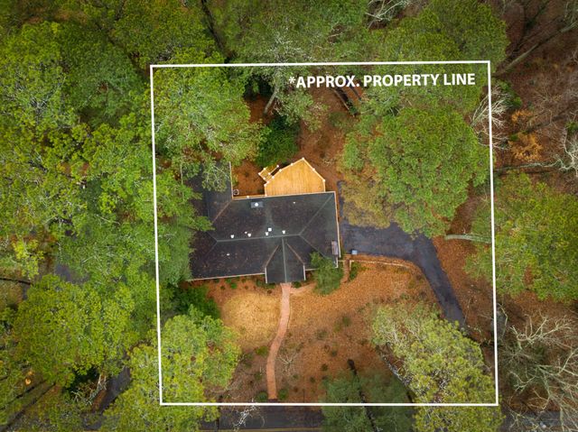 302 Brookwood Lane, La Fayette, GA 30728