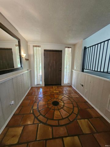 2251 Viehe Drive, Evansville, IN 47725