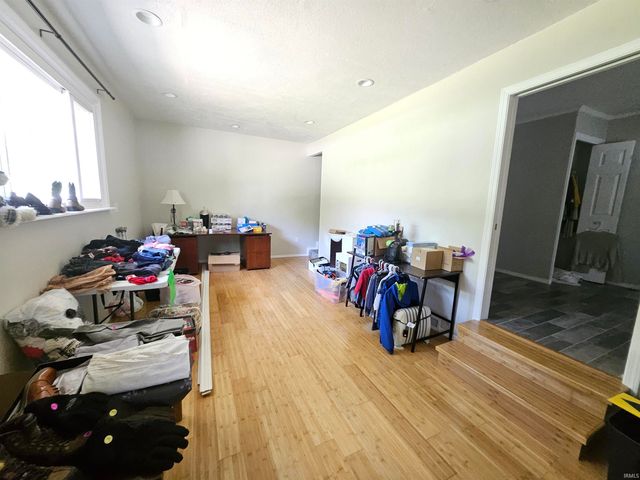 2251 Viehe Drive, Evansville, IN 47725