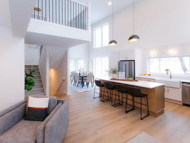 3220 Aquila Lane S, Saint Louis Park, MN 55426