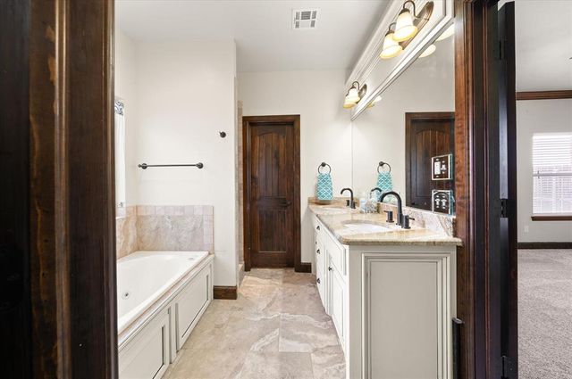 3429 NW 163rd Street, Edmond, OK 73013