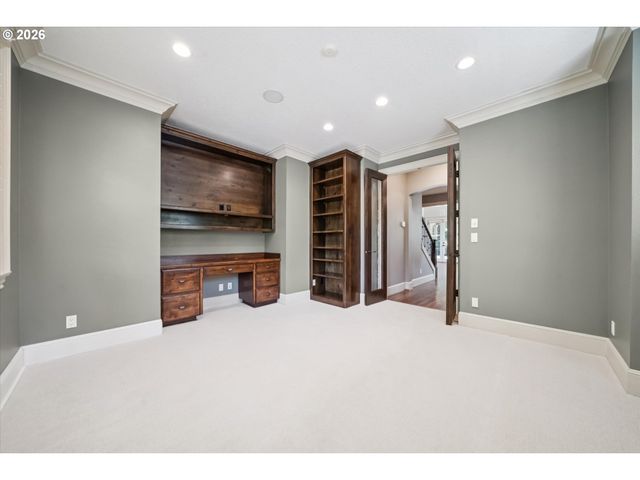 18086 JENIFERS Way, Lake Oswego, OR 97035