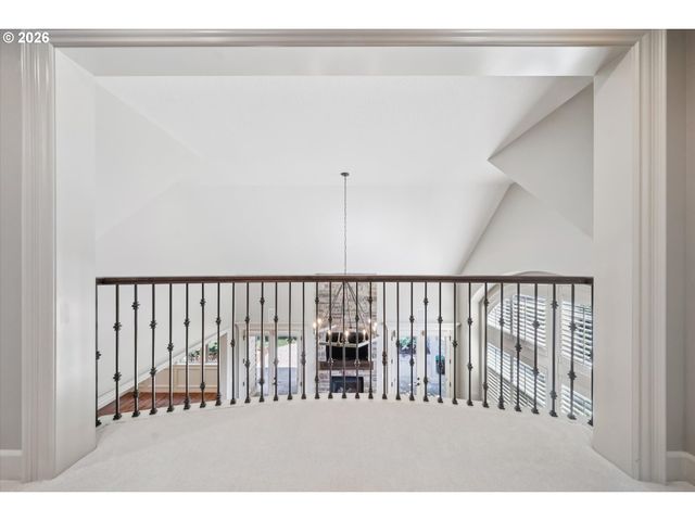 18086 JENIFERS Way, Lake Oswego, OR 97035