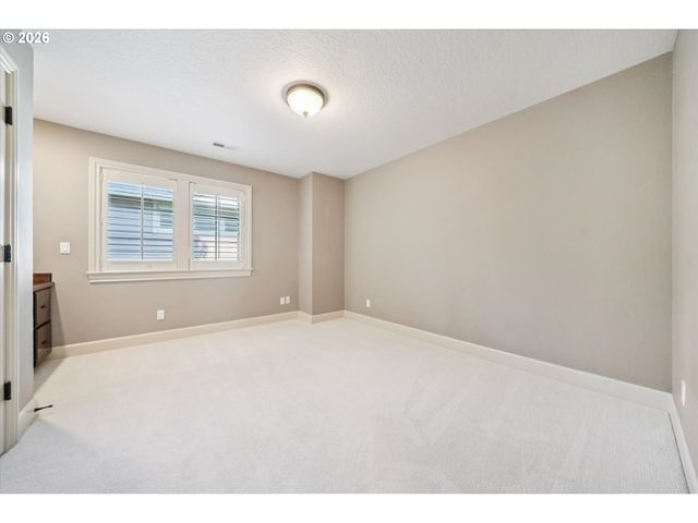 18086 JENIFERS Way, Lake Oswego, OR 97035