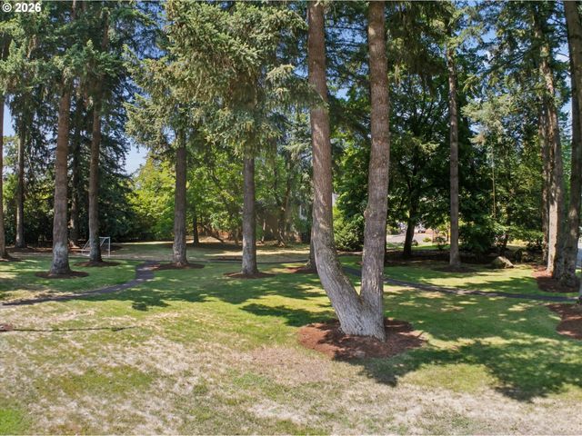 18086 JENIFERS Way, Lake Oswego, OR 97035