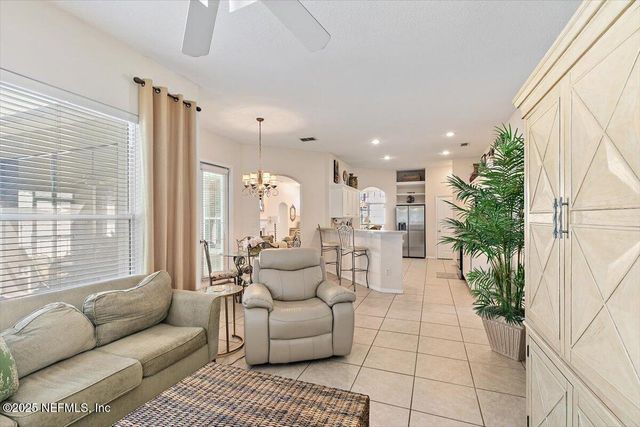 11890 MAGNOLIA FALLS Drive, Jacksonville, FL 32258