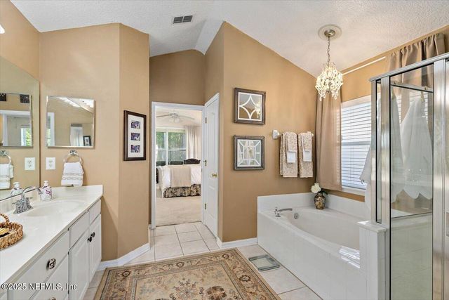 11890 MAGNOLIA FALLS Drive, Jacksonville, FL 32258