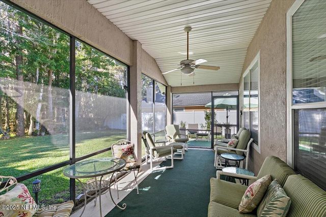 11890 MAGNOLIA FALLS Drive, Jacksonville, FL 32258