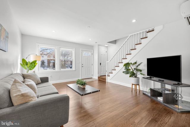 810 20TH ST NE, Washington, DC 20002