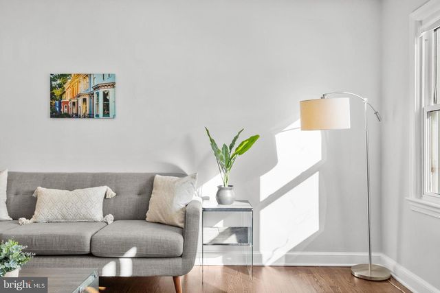 810 20TH ST NE, Washington, DC 20002