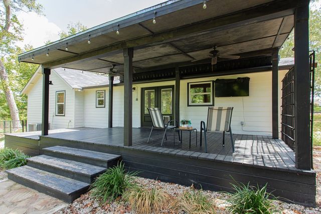 224 Hideaway Lane E, Hideaway, TX 75771