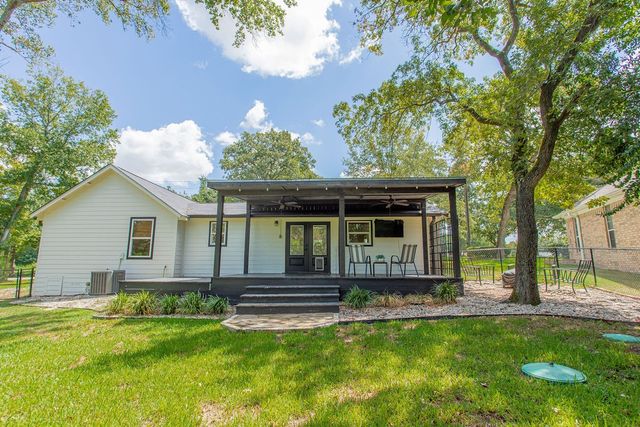 224 Hideaway Lane E, Hideaway, TX 75771