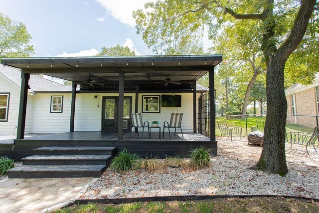 224 Hideaway Lane E, Hideaway, TX 75771