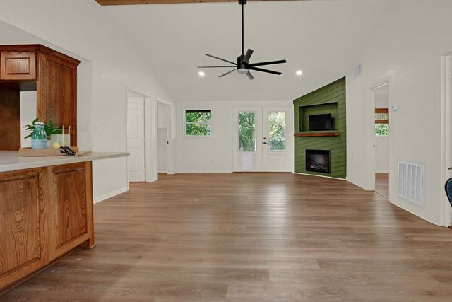 224 Hideaway Lane E, Hideaway, TX 75771