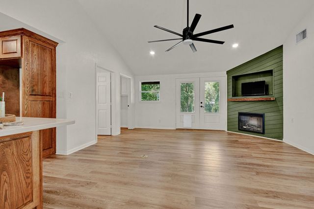 224 Hideaway Lane E, Hideaway, TX 75771