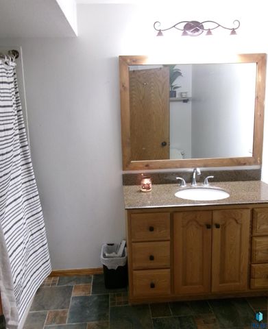 7328 W 51st St Street, Sioux Falls, SD 57105