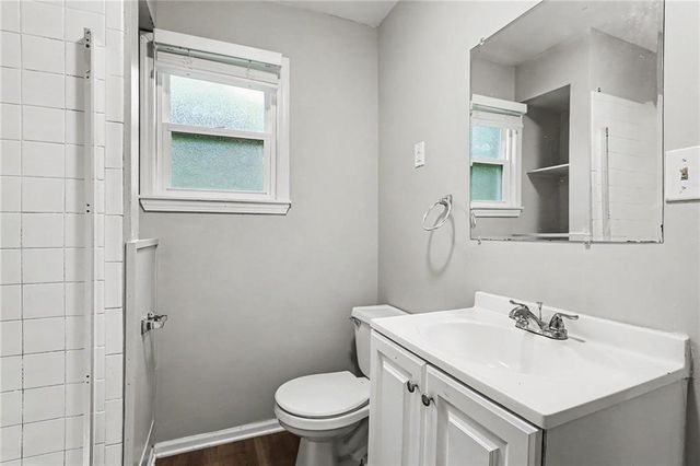 8012 E 100th Street, Kansas City, MO 64134