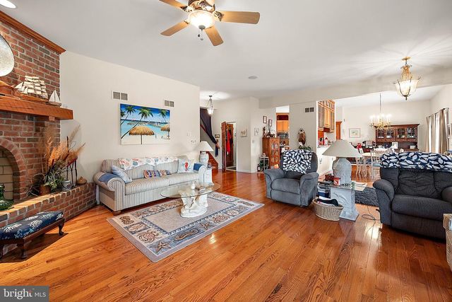 11011 TRAPPE CREEK DR, Berlin, MD 21811